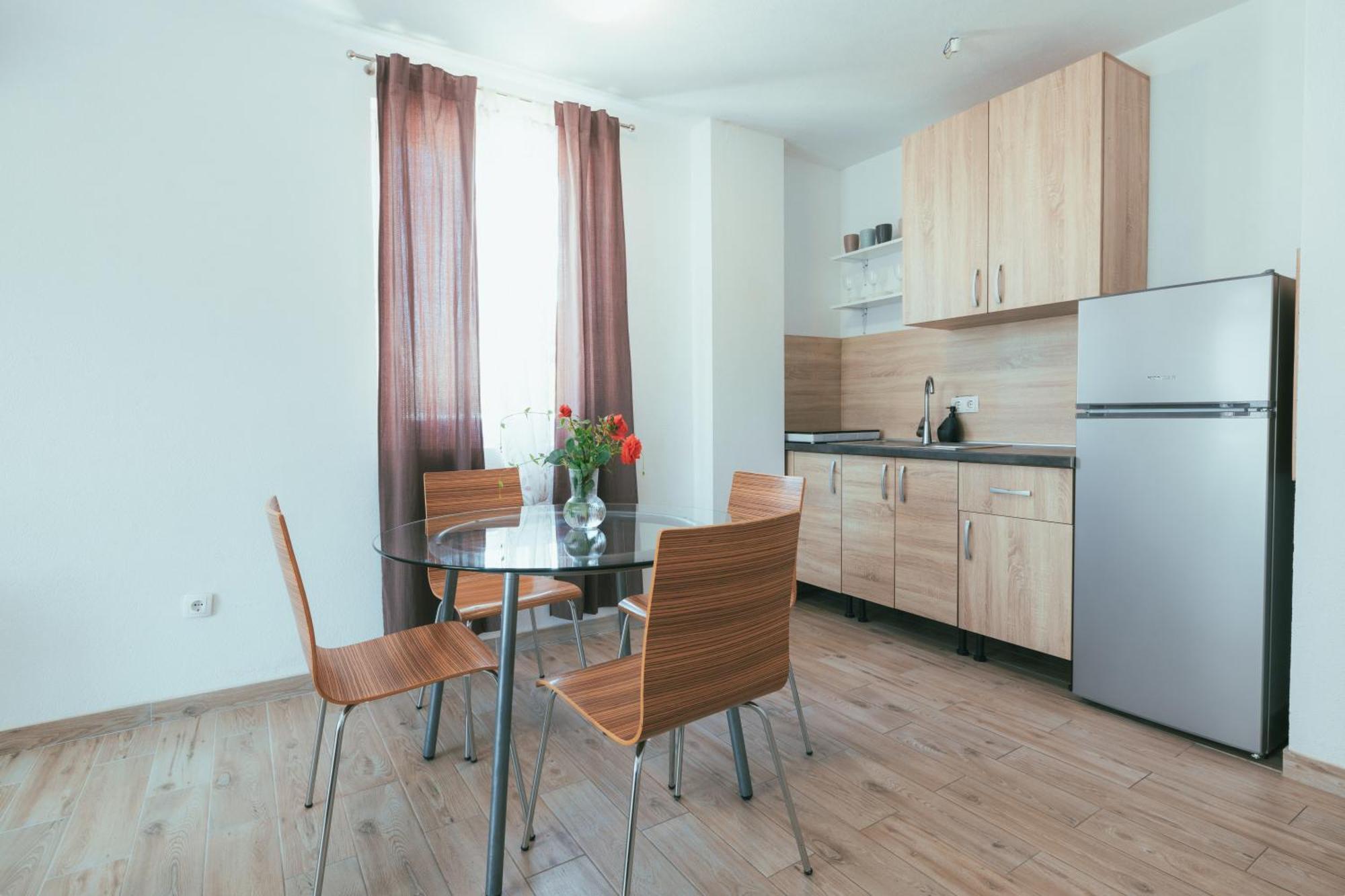 Apartments Marusic 马卡尔斯卡 客房 照片
